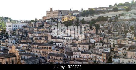 Blick auf die Stadt Modica, Sizilien, Italien Stockfoto