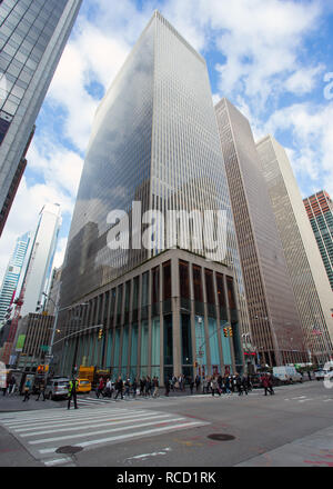 Allgemeine Ansicht GV der News Corporation, 1211 Avenue of the Americas, New York, NY 10036, USA. Das Gebäude dient als weltweiten Hauptsitz Stockfoto