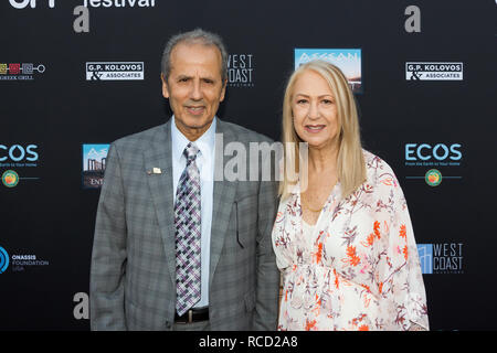 Los Angeles, USA. 06 Juni, 2018. Andreas Kyprianides (L) und Andrea Kyprianides (R) Ankunft in Los Angeles griechischen Film Festival 2018. Stockfoto