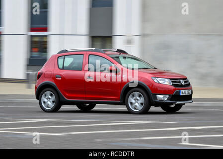 2013 Dacia Sandero Stepway compact soft Offroader SUV-Auto Stockfoto