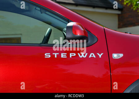 2013 Dacia Sandero Stepway compact soft Offroader SUV-Auto Stockfoto