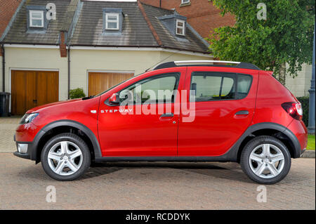 2013 Dacia Sandero Stepway compact soft Offroader SUV-Auto Stockfoto