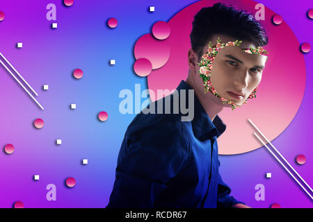 Ernsthafte konzentriert Kerl Aufschalten in Missverständnis auf Hintergrund Stockfoto