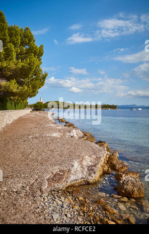 Alcanada Beach in der Nähe von Port de Alcudia, an der Nordküste von Mallorca, Spanien. Stockfoto