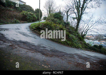 Ffordd Pen Llech, Harlech, Gwynedd, die Anwohner wieder behauptet die steilste Straße der Welt zu sein, und eine Bewerbung für diese statuus mit dem Guinness Buch der Rekorde die steilste 10-Meter-Sektion [die entscheidende Distanz für den Weltrekord] ist 39.25% Januar 2019 Stockfoto