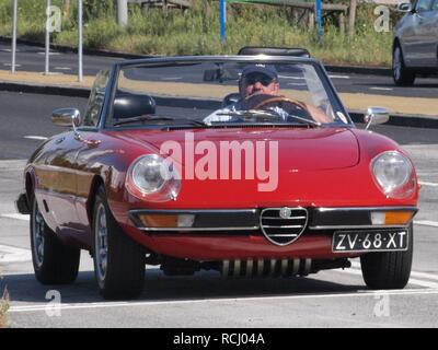 Alfa Romeo 2000 Spider Veloce ZV-68-XT-pic 1. Stockfoto