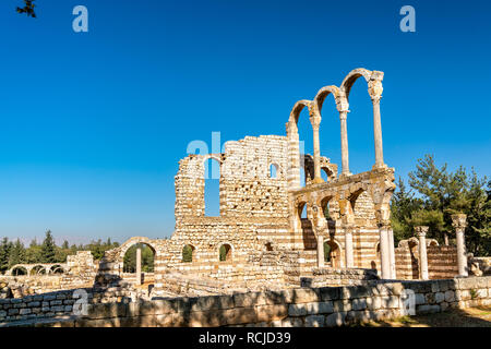 Ruinen der Zitadelle der Umayyaden in Anjar. Der Beqaa Tal, Libanon Stockfoto