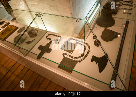 Solowki, der Republik Karelien, Russland - 27. Juni 2018: Das Innere des Museums in der spaso-preobrazhensky Solovetsky Kloster. Russland, Archangelsk Stockfoto