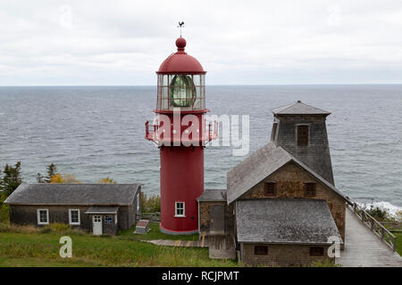 Die Pointe-à-la-Renommée Leuchtturm (Fame) und National Historic Site auf der Halbinsel Gaspé Quebec, Kanada. Stockfoto