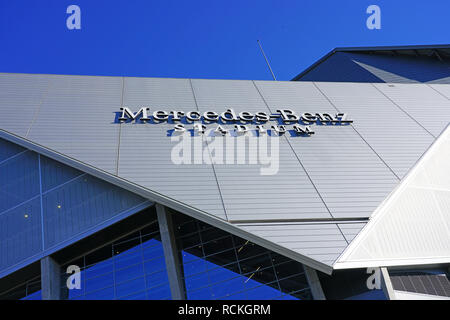 Blick auf die Mercedes-Benz-Stadion, ein multi-purpose Sports Arena in Atlanta, Georgia, der Heimat der Atlanta Falcons, Wirt des NFL Superbowl LIII 53 Stockfoto