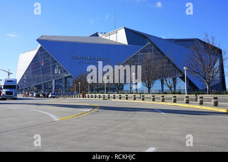 Blick auf die Mercedes-Benz-Stadion, ein multi-purpose Sports Arena in Atlanta, Georgia, der Heimat der Atlanta Falcons, Wirt des NFL Superbowl LIII 53 Stockfoto