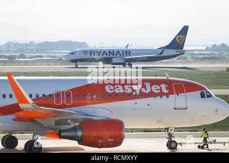 Murcia, Spanien. 15. Januar, 2019. Öffnen und die Ankunft der ersten Flug zum Flughafen © ABEL F. ROS/Alamy leben Nachrichten Stockfoto