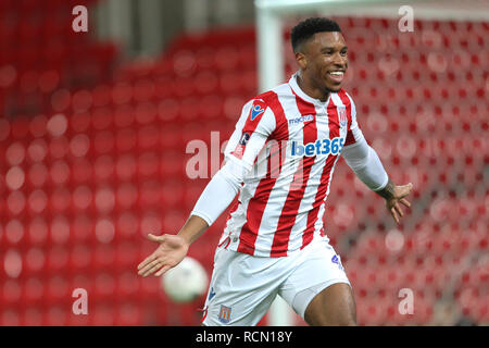 Stoke, UK. 15 Jan, 2019. Stoke City, Tyrese Campbell (26), feiert das Zählen der öffnung Ziel für Stoke City während der Dritten Runde des FA Cup Replay Übereinstimmung zwischen Stoke City und Shrewsbury Town an der Bet365 Stadium, Stoke-on-Trent, England am 15. Januar 2019. Foto von Jurek Biegus. Nur die redaktionelle Nutzung, eine Lizenz für die gewerbliche Nutzung erforderlich. Keine Verwendung in Wetten, Spiele oder einer einzelnen Verein/Liga/player Publikationen. Credit: UK Sport Pics Ltd/Alamy leben Nachrichten Stockfoto