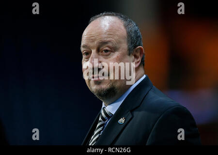 Blackburn, Lancashire, UK. 15. Jan 2019. Newcastle United Manager Rafa Benitez im FA Cup in die dritte Runde replay zwischen Blackburn Rovers und Newcastle United im Ewood Park am 15. Januar 2019 in Blackburn, England. (Foto von Daniel Chesterton/phcimages.com) Credit: PHC Images/Alamy leben Nachrichten Stockfoto