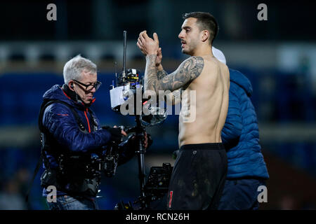 Blackburn, Lancashire, UK. 15. Jan 2019. Joselu von Newcastle United feiert nach dem FA Cup in die dritte Runde replay zwischen Blackburn Rovers und Newcastle United im Ewood Park am 15. Januar 2019 in Blackburn, England. (Foto von Daniel Chesterton/phcimages.com) Credit: PHC Images/Alamy leben Nachrichten Stockfoto