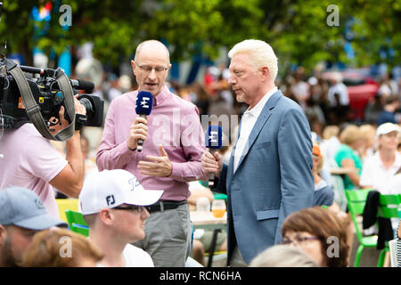 Melbourne, Australien. 16 Jan, 2019. Boris Becker während seiner Arbeit für TV-Kanal Eurosport am Australian Open 2019 Grand Slam Tennis Turnier in Melbourne, Australien. Frank Molter/Alamy leben Nachrichten Stockfoto
