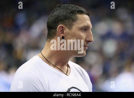 Berlin, Deutschland. 15. Januar, 2019. pensionierter professioneller deutscher Handballspieler Stefan Kretzschmar vor Beginn des Spiels gegen Frankreich Credit interviewt wird: Mickael Chavet/Alamy leben Nachrichten Stockfoto