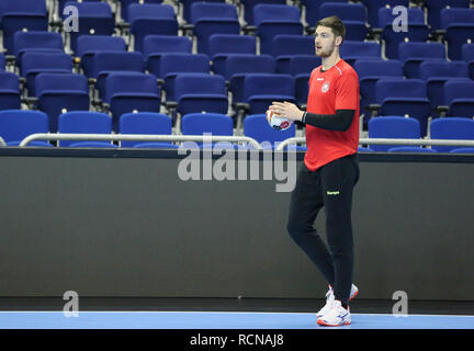 Berlin, Deutschland. 16. Jan 2019. Hendrik Pekeler für Deutschland in der 16. Januar training Credit: Mickael Chavet/Alamy leben Nachrichten Stockfoto