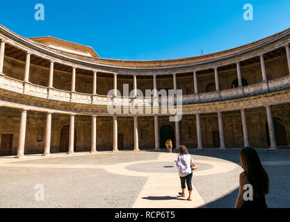 Carlos V Schlosshof, Alhambra, Granada, Andalusien, Spanien Stockfoto