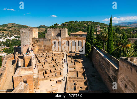 Arme Turm und Arme Square, Alcazaba, Alhambra, Granada, Andalusien, Spanien Stockfoto