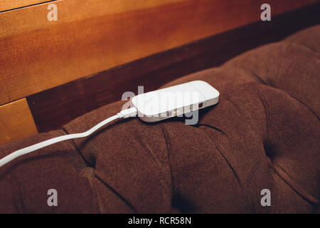 Neueste elektronische Zigaretten, Tabak system IQOS, rauchen. Stockfoto