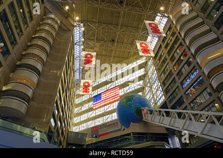 ATLANTA, GA - Blick auf das CNN Center, der Welt Sitz der CNN News Network in der Innenstadt von Atlanta, Georgia. Stockfoto