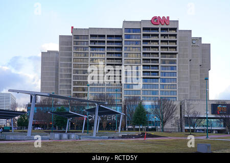ATLANTA, GA - Blick auf das CNN Center, der Welt Sitz der CNN News Network in der Innenstadt von Atlanta, Georgia. Stockfoto