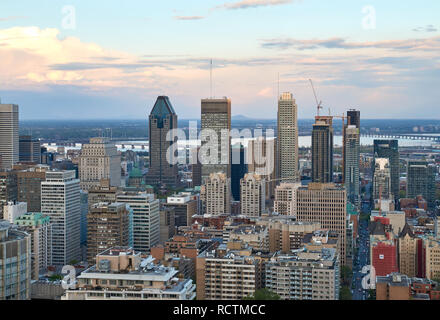 MONTREAL, KANADA - 27. MAI 2016: Malerische Aussicht auf Frühling Ausfallzeiten Montreal. Stockfoto