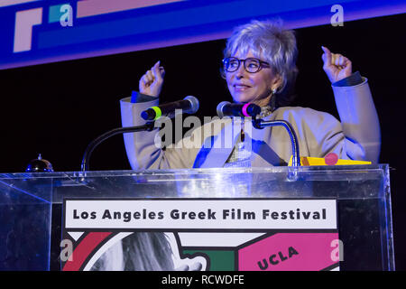 Los Angeles, USA. 10 Juni, 2018. Rita Moreno liefert Rede auf der Bühne Los Angeles am Griechischen Film Festival Orpheus Preisverleihung 2018. Stockfoto