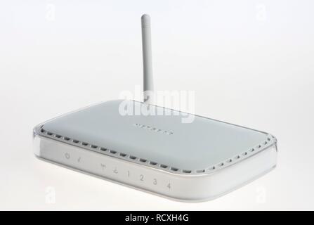 Router für die Verteilung einer eingehenden Breitbandverbindung via Wlan, drahtlose Computer Stockfoto