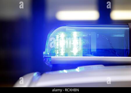 Polizei Streifenwagen, mit blauen blinkenden Leds Stockfoto