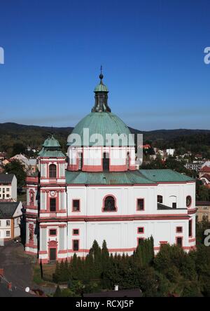 Dominikanische Kloster mit dem St Lawrence Klosterkirche erbaut von Johann Lucas von Hildebrandt, Jablonne v Podjestedi Stockfoto