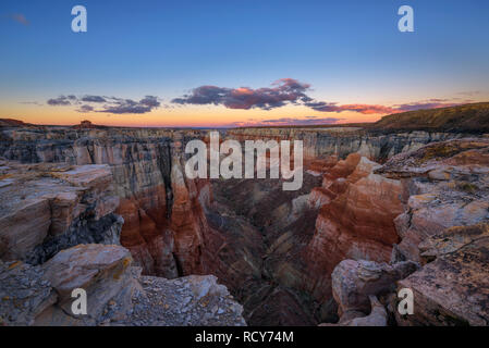 Sonnenuntergang an der Coal Mine Canyon in Arizona Stockfoto