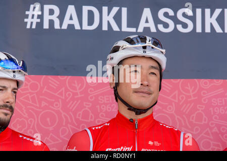 ESCHBORN, Deutschland - 1. Mai 2018: Fumiyuki Beppu (Trek-Segafredo) bei Eschborn-Frankfurt Radrennen Stockfoto