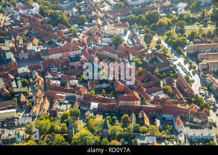 Luftaufnahme, Goetzsches Mausoleum, Markt Kirche Stankt Benediktii, Marktkirchhof, Quedlinburg-Altstadt, Quedlinburg, Landkreis Harz, Sachsen-Anhalt, Ge Stockfoto