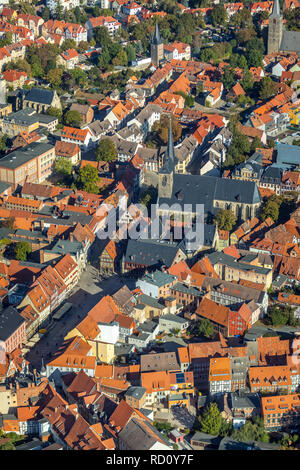 Luftaufnahme, Goetzsches Mausoleum, Markt Kirche Stankt Benediktii, Marktkirchhof, Quedlinburg-Altstadt, Quedlinburg, Landkreis Harz, Sachsen-Anhalt, Ge Stockfoto