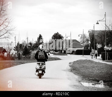 Frau, Mädchen, Roller, Vespa, Primavera, 125ccm, Blau ...