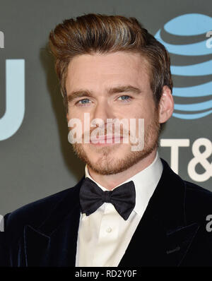 SANTA MONICA, CA - 13. Januar: Richard Madden kommt an der Der 24. jährliche Critics' Choice Awards besucht die 24. jährliche Critics' Choice Awards auf Stockfoto