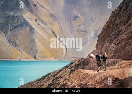 Quebrada El Jao Damm am Cajon del Maipo, Chile Stockfoto