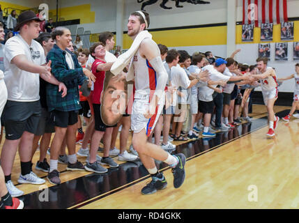 Januar 15, 2019: JJ Pearce an der High School zog Timme #2 hatte 32 College bietet und war einer der oberen 50 geordnet High School Basketball Spieler in den Vereinigten Staaten hat mit der Gonzaga University Bulldoggen unterzeichnet und wird ab dem Schuljahr 2019. Albert Pena/CSM Stockfoto