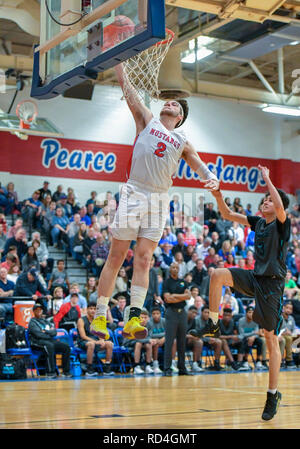 Januar 15, 2019: JJ Pearce an der High School zog Timme #2 hatte 32 College bietet und war einer der oberen 50 geordnet High School Basketball Spieler in den Vereinigten Staaten hat mit der Gonzaga University Bulldoggen unterzeichnet und wird ab dem Schuljahr 2019. Albert Pena/CSM Stockfoto