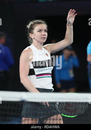 Melbourne Park, Melbourne, Australien. 17 Jan, 2019. Australian Open Tennis, Tag 4; Simona Halep von Rumänien feiert Sieg gegen Sofia Kenin der USA Credit: Aktion plus Sport/Alamy leben Nachrichten Stockfoto