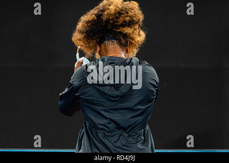 Melbourne, Australien. 17 Jan, 2019. Serena Williams aus den USA bereitet sich auf Ihre 2. Runde der Australian Open 2019 Grand Slam Tennis Turnier in Melbourne, Australien. Frank Molter/Alamy leben Nachrichten Stockfoto