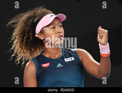 Melbourne, Australien. 17 Jan, 2019. Naomi Osaka Japan feiert während der zweiten Runde Frauen singles Match gegen Tamara Zidansek von Slowenien bei den Australian Open in Melbourne, Australien, Jan. 17, 2019. Credit: Bai Xuefei/Xinhua/Alamy leben Nachrichten Stockfoto