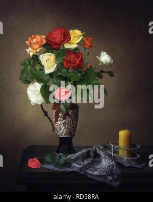 Stillleben mit Blumenstrauß aus Rosen Garten Stockfoto