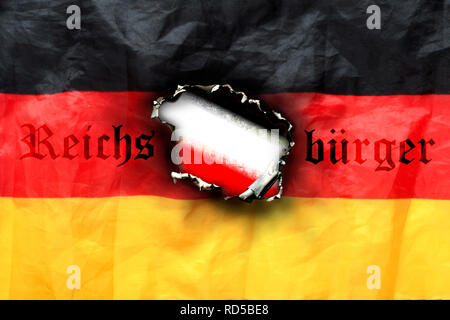Deutschland Fahne mit Feuer Loch und Imperial Flag, Bewegung ist symbolisch Foto imperial Citizen, Deutschlandfahne mit Brandloch und Reichsflagge, Symbolfoto Stockfoto