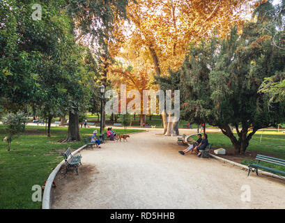 Forestal Park in der Innenstadt von Santiago - Santiago, Chile Stockfoto