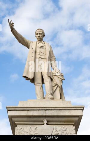 Park und die Statue von Jose Marti, Cienfuegos, UNESCO-Weltkulturerbe, Kuba Stockfoto