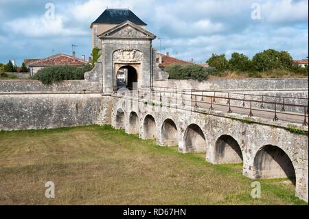 Saint-Martin-en-Re, entworfen und von Vauban, Campani Tor, UNESCO-Weltkulturerbe, Ile de Re Insel gebaut Stockfoto