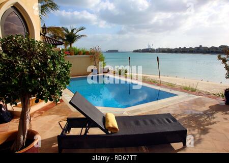 Private Villa auf der Palm Jumeirah, auch zur Vermietung als Ferienhaus, Dubai, Vereinigte Arabische Emirate, Naher Osten Stockfoto